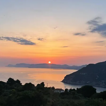 Marbury Heights Skopelos Town Pool Secluded & Stunning * Karya