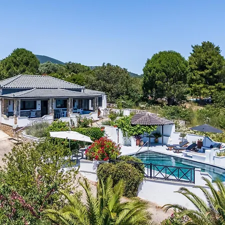 וילה Marbury Heights Skopelos Town Pool Secluded & Stunning Karya