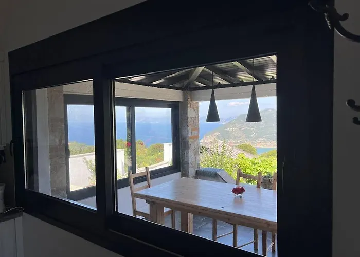 Marbury Heights Skopelos Town Pool Secluded & Stunning Vila